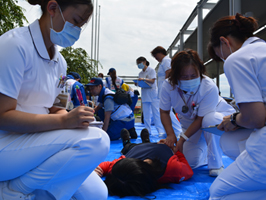 秦野赤十字病院の新人看護師研修風景